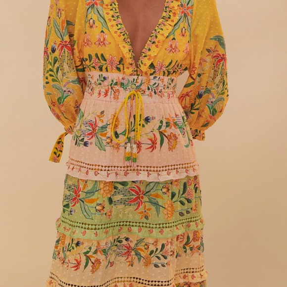 Farm rio mixed delicate flowers long sleeve maxi dress - Picture 2 of 7